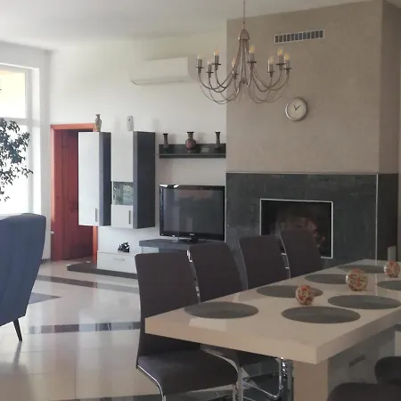 Gasthof Rezident Consult S.r.o. Pressburg