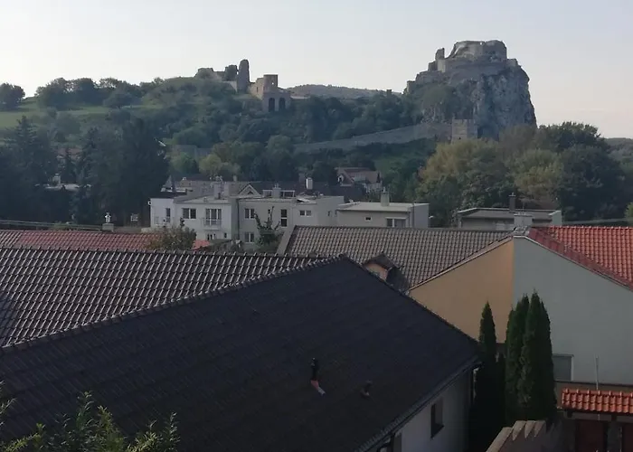 Rezident Consult S.r.o. 3* 브라티슬라바