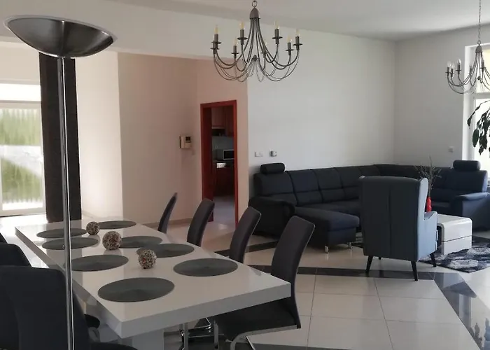 Rezident Consult S.r.o. Maison d'hôtes