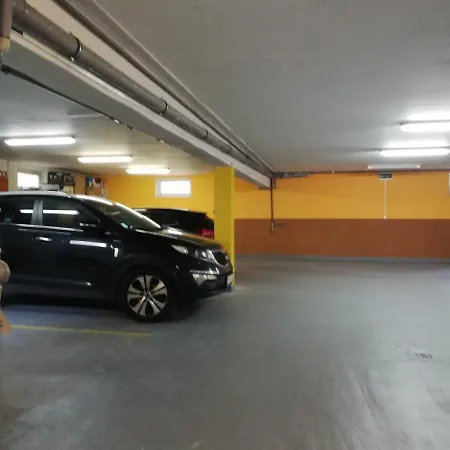 Rezident Consult S.r.o. Гостевой дом Братислава